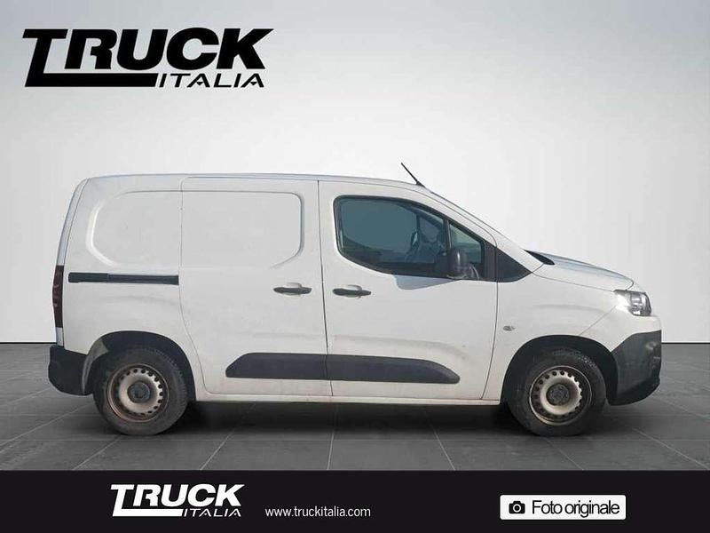 Usata Citroën Berlingo 99 CV (72 kW) 2019 Bianco Monovolume