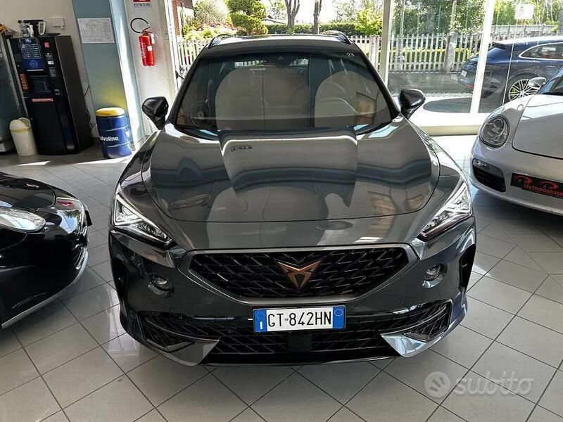 Usata Cupra Formentor 150 CV (110 kW) 2024 Grigio SUV