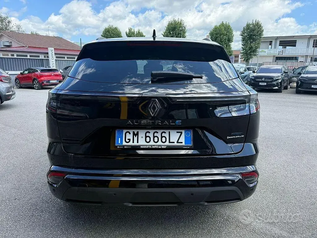Usata Renault Austral Iconic 198 CV (145 kW) 2023 Nero SUV