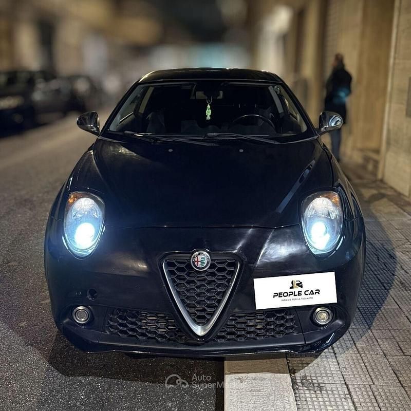 Usata Alfa Romeo MiTo Distinctive 120 CV (88 kW) 2012 Nero Utilitaria