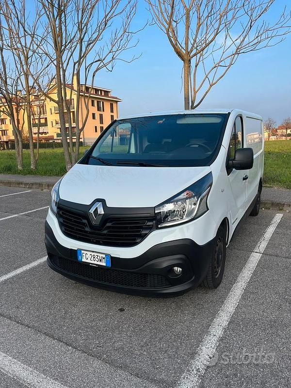 Usata Renault Trafic 125 CV (91 kW) 2016 Bianco Monovolume