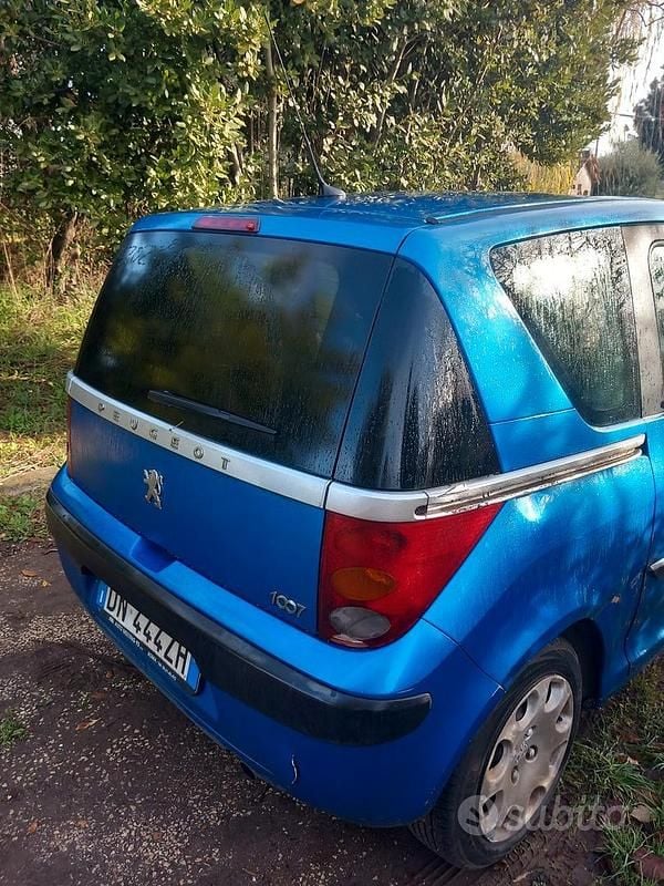 Usata Peugeot 1007 70 CV (51 kW) 2008 Blu Monovolume