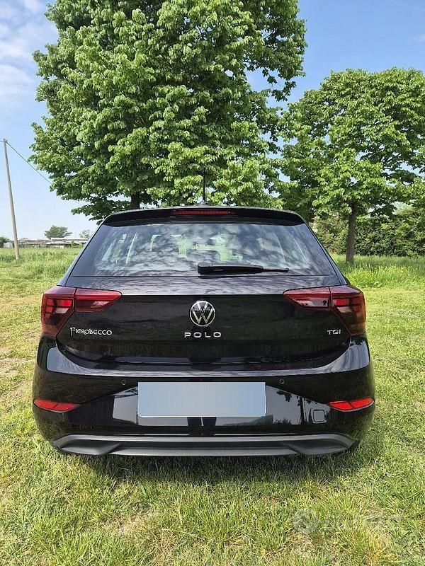 Usata VW Polo Life 80 CV (58 kW) 2023 Nero Utilitaria