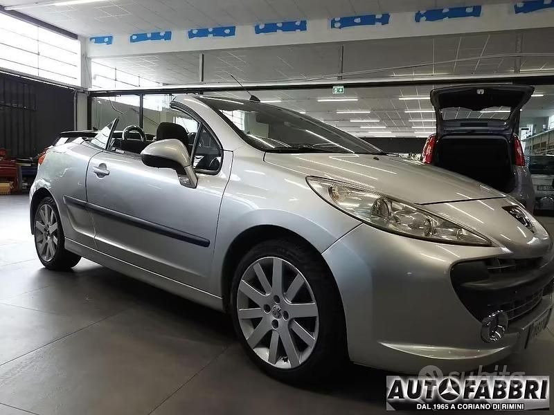 Gebraucht Peugeot 207 CC 110 PS (80 kW) 2008 Cabrio