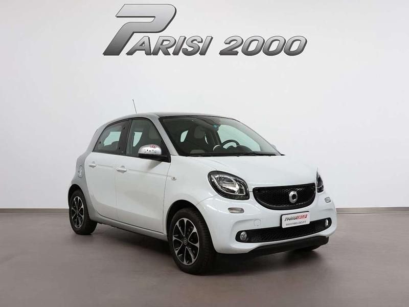 Usata Smart ForFour Passion 71 CV (52 kW) 2016 Bianco Utilitaria