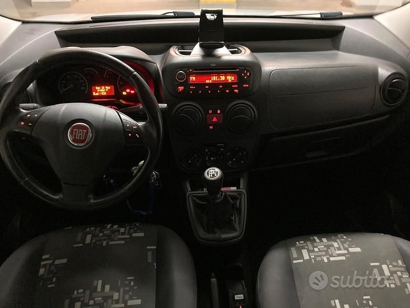 Usata Fiat Qubo Life 77 CV (56 kW) 2012 Grigio Monovolume