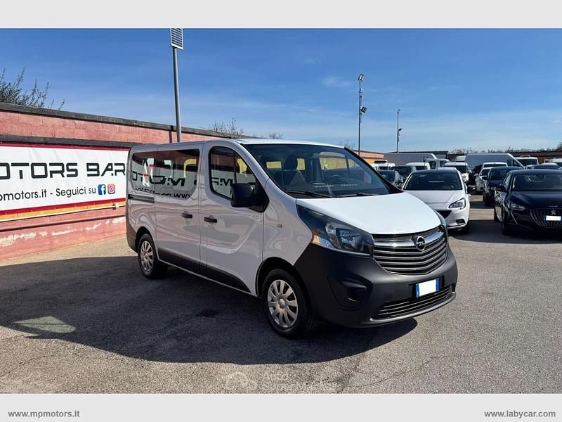 Usata Opel Vivaro 95 CV (69 kW) 2017 Bianco Monovolume