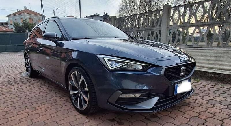 Usata Seat Leon FR 150 CV (110 kW) 2022 Grigio Station wagon