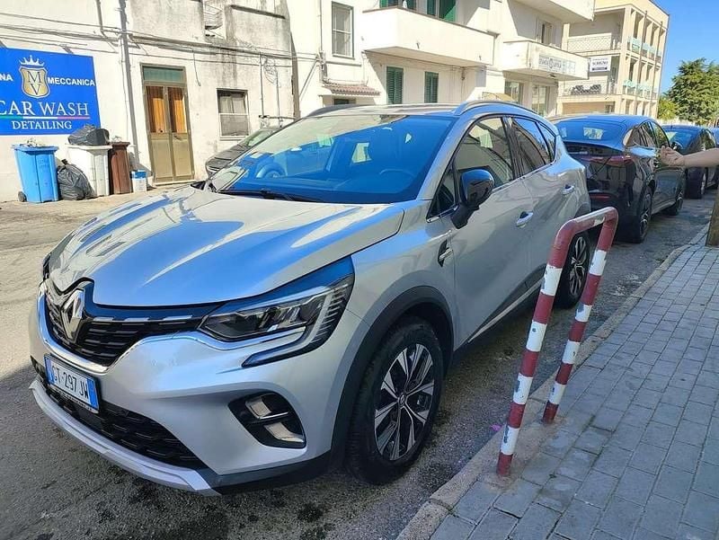 Usata 2024 Renault Captur Techno SUV | 19.245 € (Buon prezzo) - Immagine 1/4