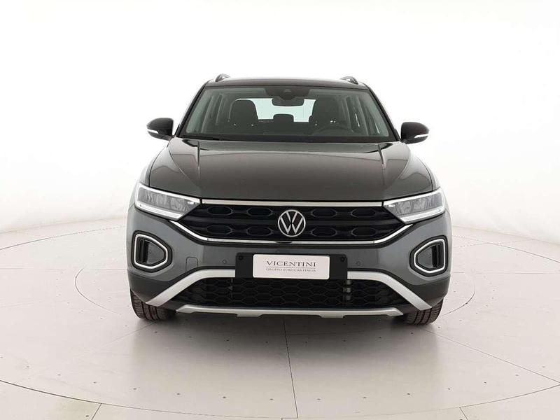 Usata VW T-Roc Life 116 CV (85 kW) 2025 Indium grey metallizzato nero SUV