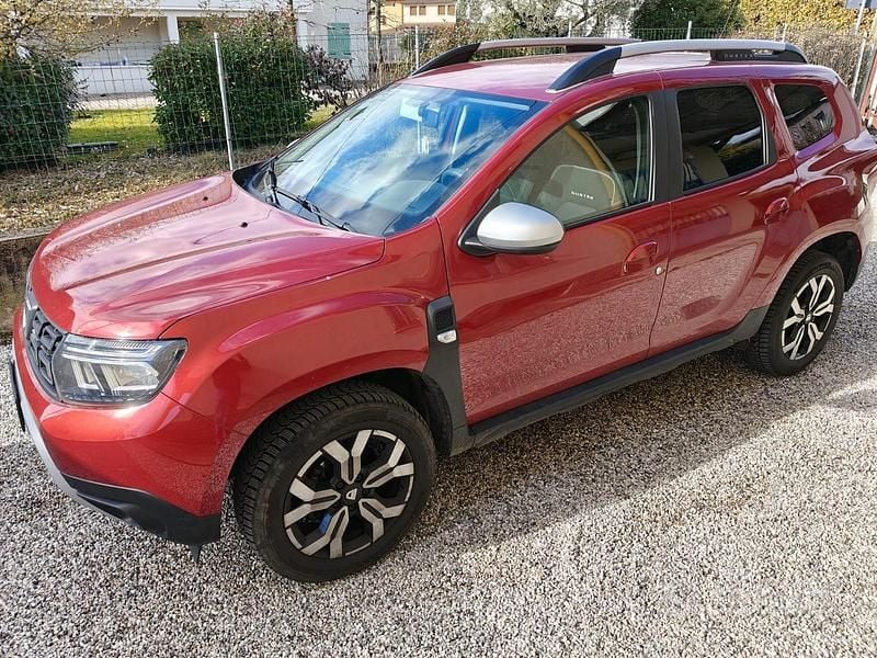 Usata Dacia Duster 90 CV (66 kW) 2023 Rosso SUV