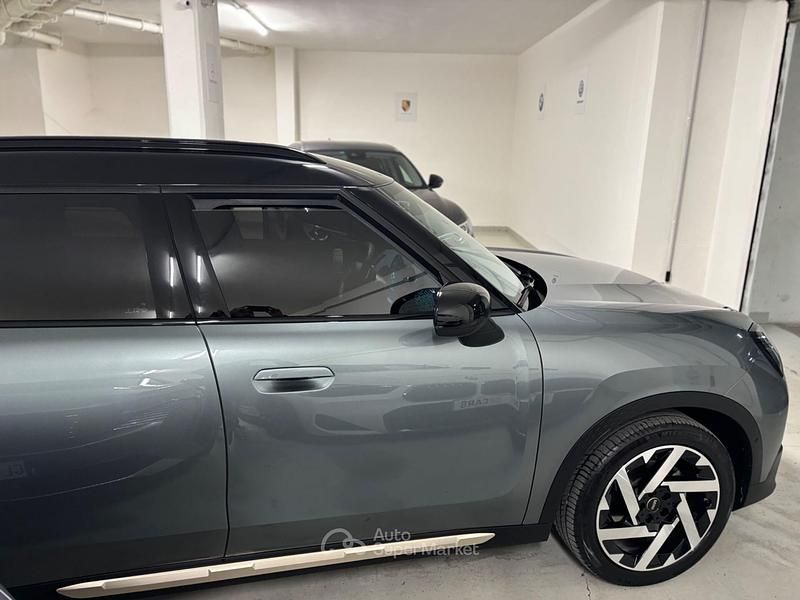 Usata Mini Cooper Countryman Favoured 150 CV (110 kW) 2025 Gray SUV