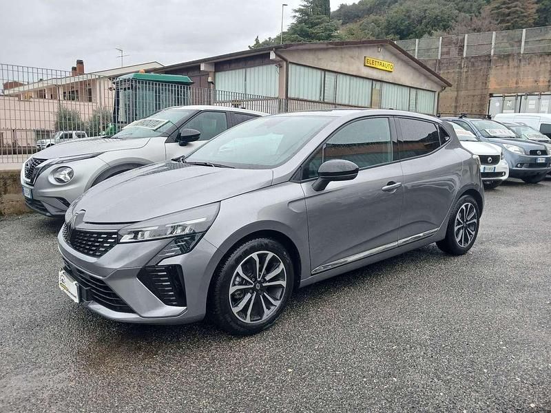 Usata Renault Clio V Techno 91 CV (66 kW) 2025 Other Berlina