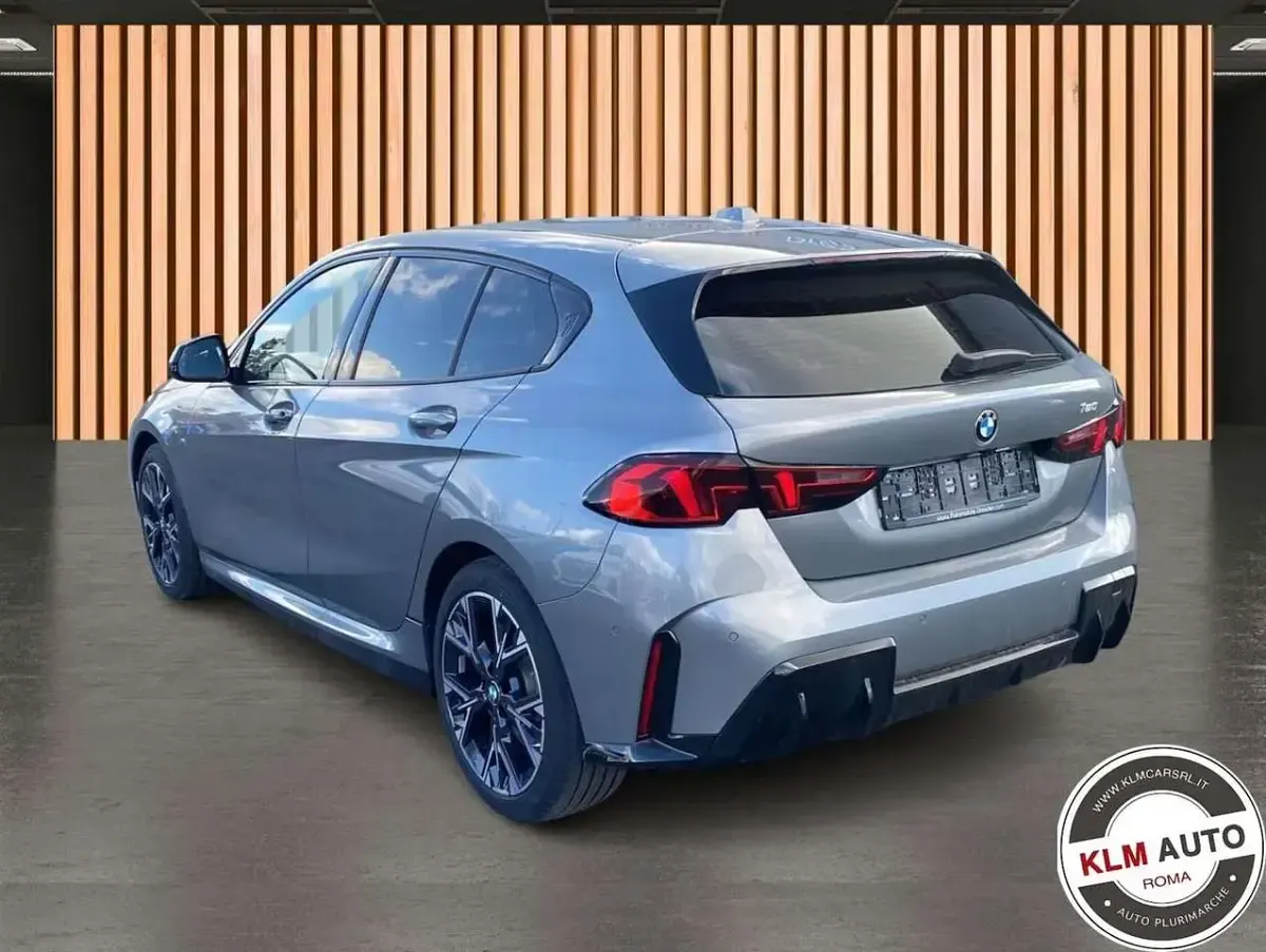 Usata BMW 120 M Sport 170 CV (125 kW) 2024 Grigio Utilitaria