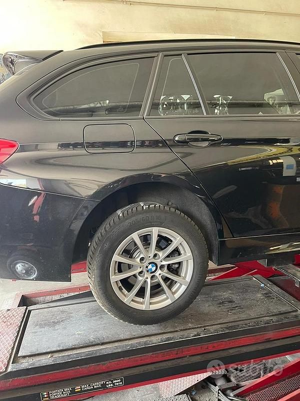 Usata BMW 320 190 CV (139 kW) 2017 Nero Station wagon