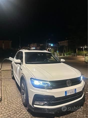 Usata VW Tiguan R-line 190 CV (139 kW) 2016 Bianco SUV
