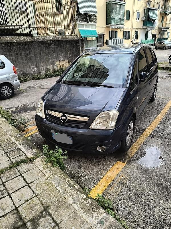 Usata Opel Meriva 2006 Grigio Monovolume