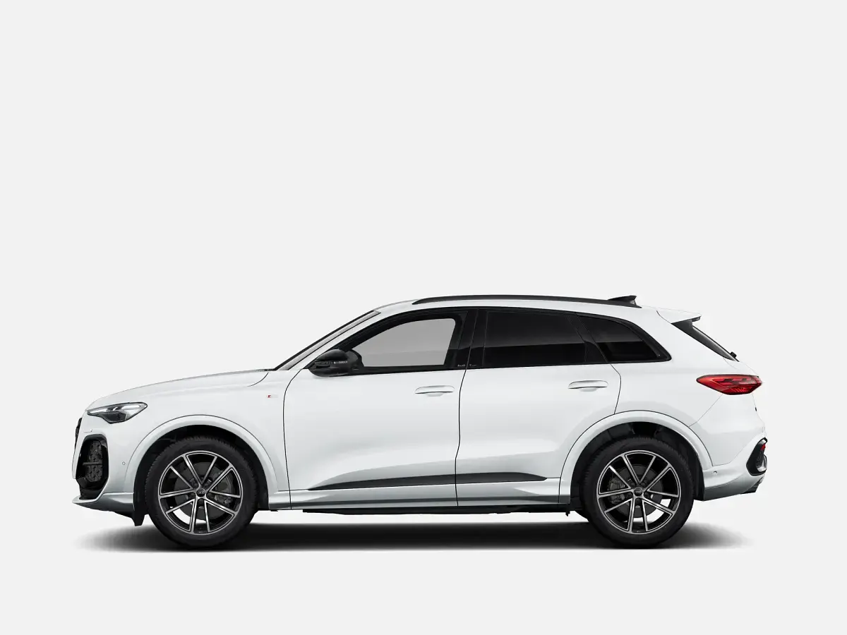 Nuova Audi Q5 S-Line 204 CV (150 kW) 2025 Bianco ghiaccio metallizzato SUV