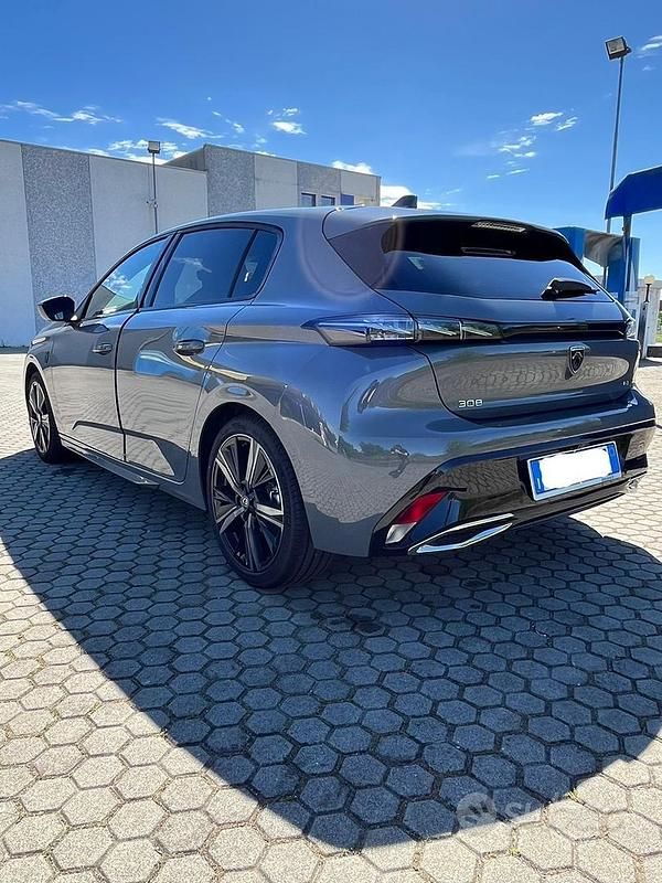 Usata Peugeot 308 GT 131 CV (96 kW) 2023 Grigio Berlina