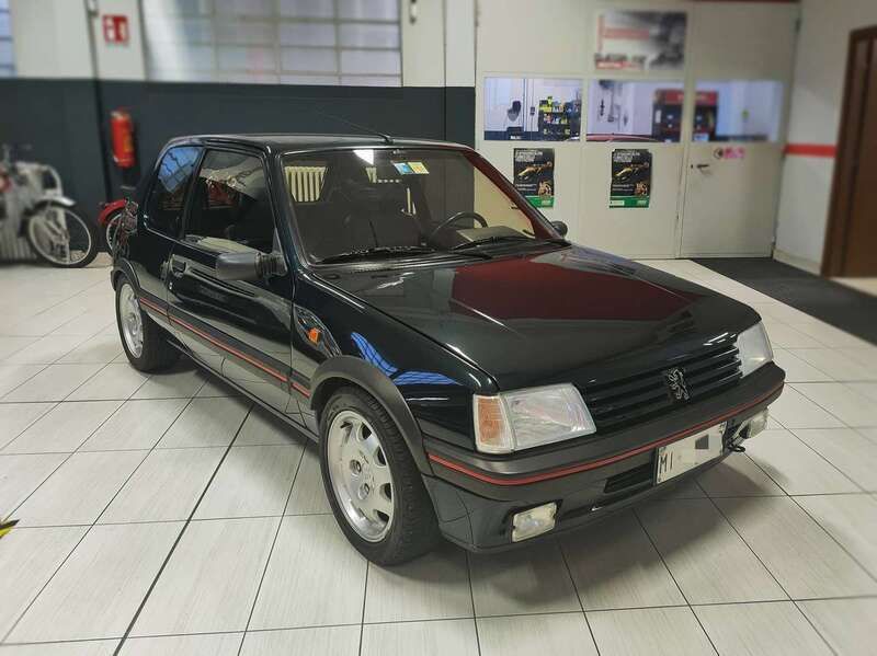 Verde Usata 1993 Peugeot 205 GTi Tre volumi | 23.900 € - Immagine 1/4