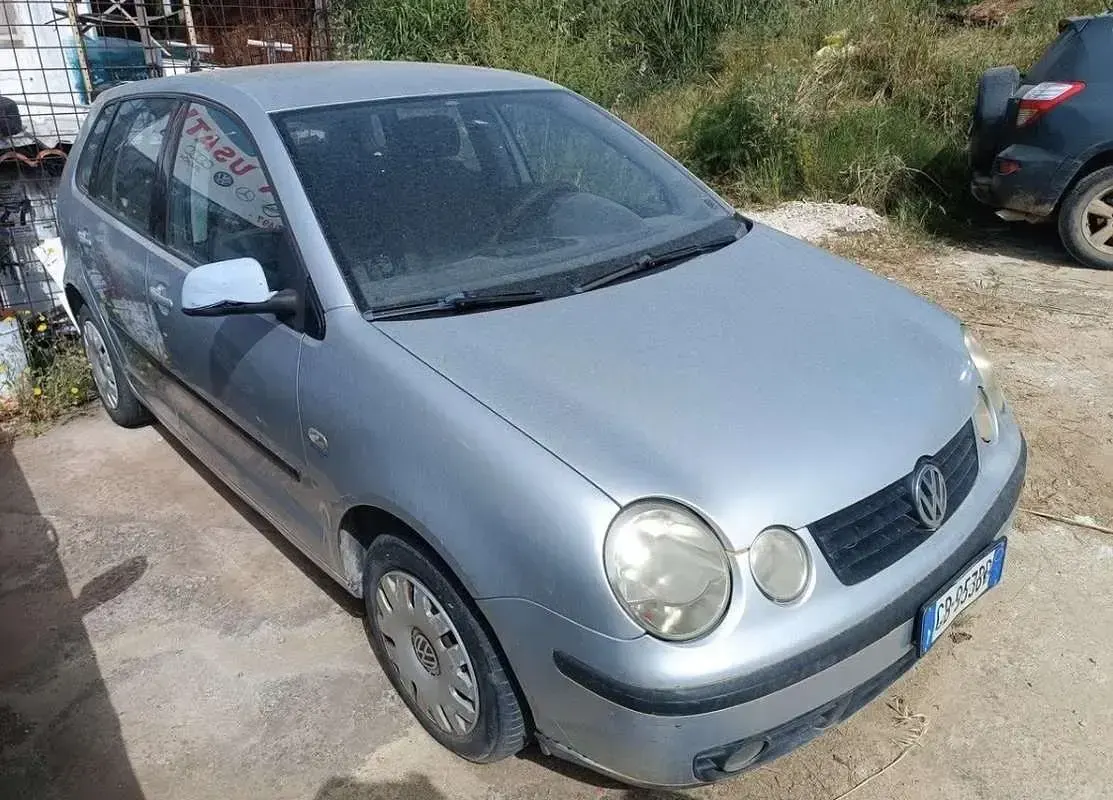 Usata VW Polo 64 CV (47 kW) 2005 Grigio Berlina