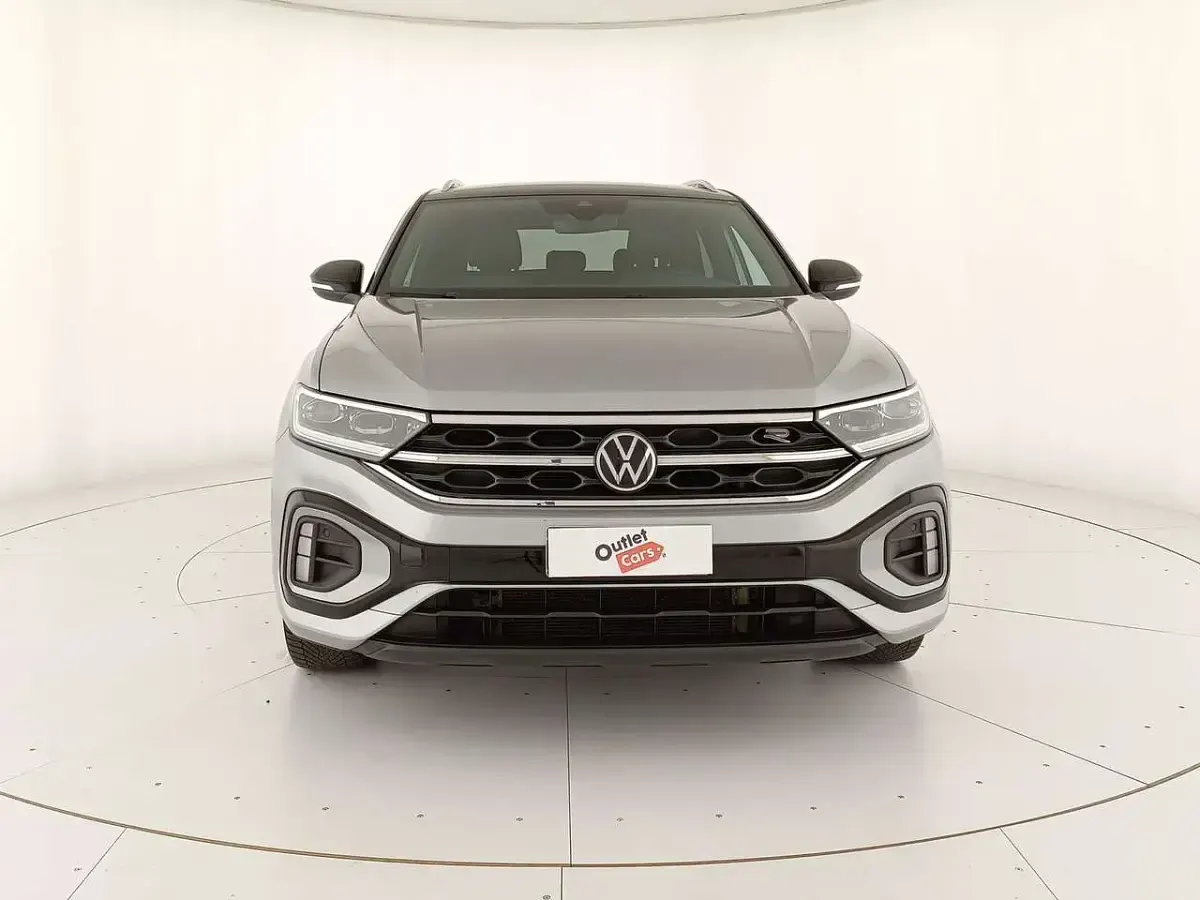 Usata VW T-Roc R-line 116 CV (85 kW) 2023 Pyrit silver metallizzato nero SUV