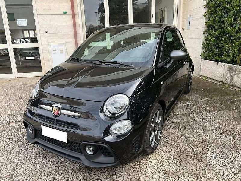 Usata Abarth 595 165 CV (121 kW) 2022 Nero Utilitaria