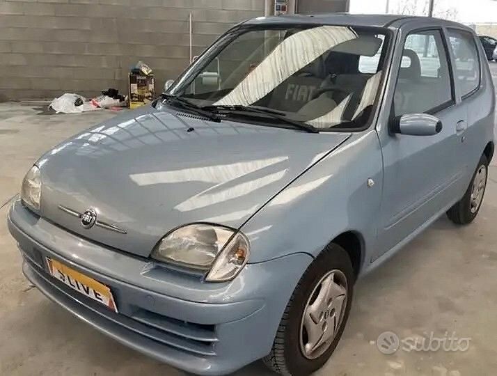 Usata Fiat 600 Active 54 CV (39 kW) 2006 Blu Berlina