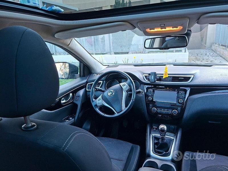 Usata Nissan Qashqai 110 CV (80 kW) 2017 Grigio SUV