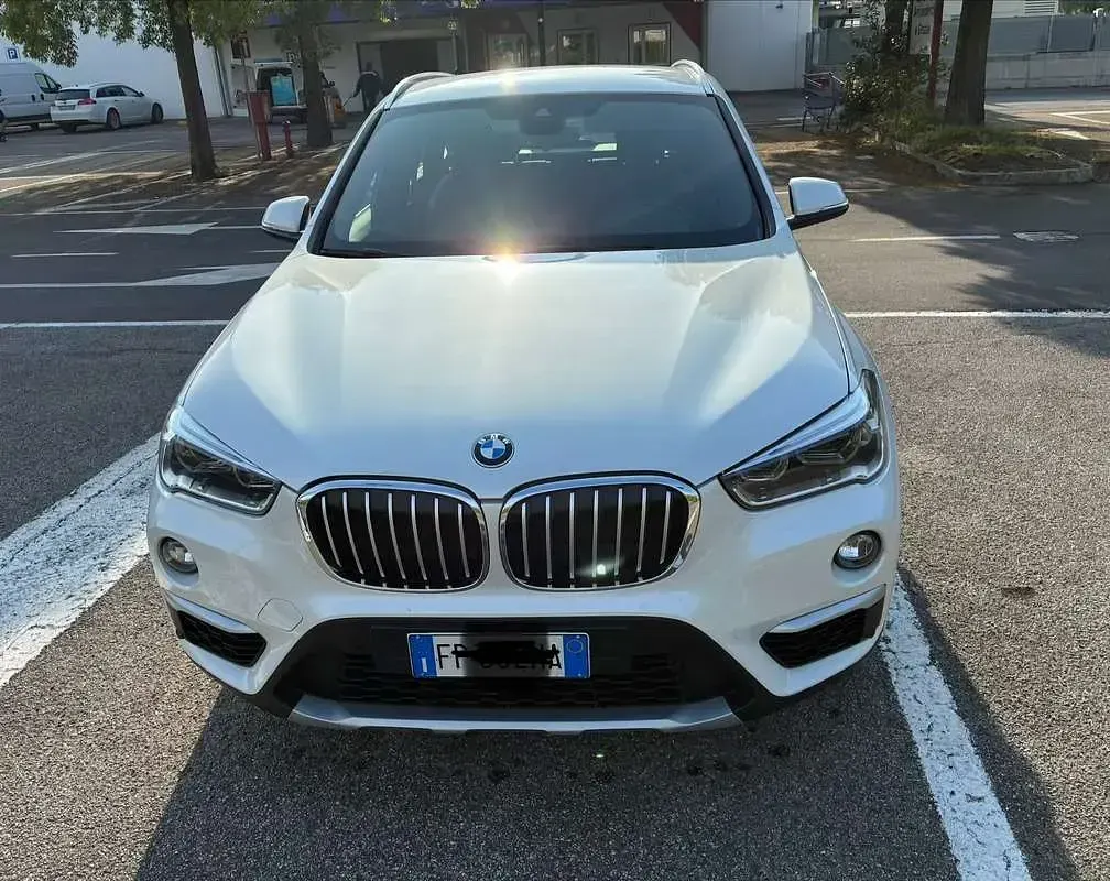 Usata BMW X1 150 CV (110 kW) 2018 Bianco SUV