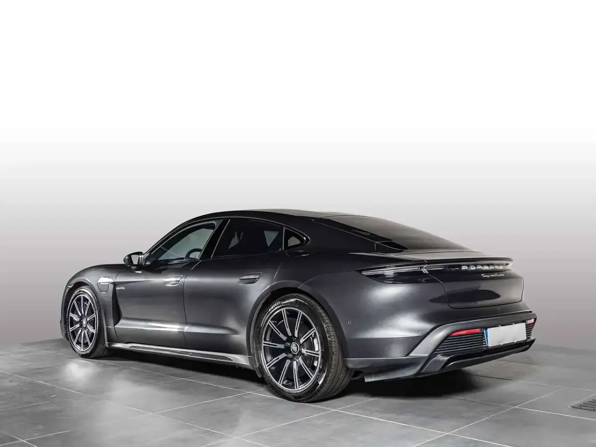 Usata Porsche Taycan 141 kW (193 CV) 2020 Other Berlina