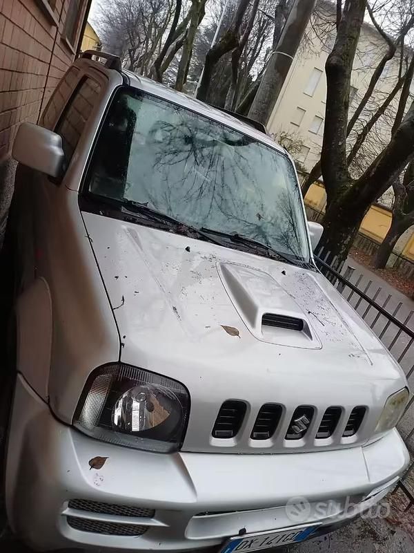 Usata Suzuki Jimny 2009 Grigio SUV
