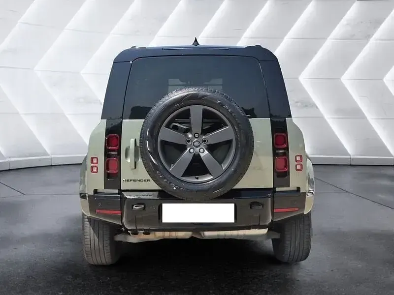 Usata Land Rover Defender HSE Dynamic 300 CV (220 kW) 2023 Verde SUV