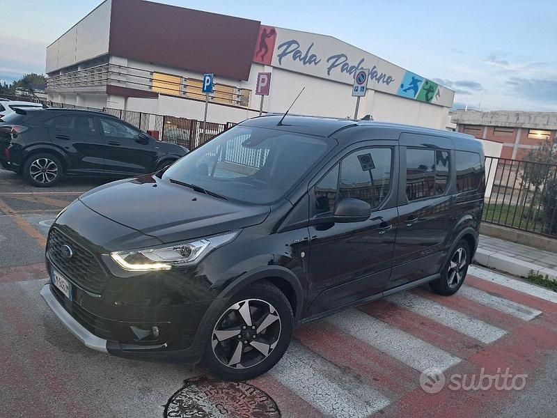 Usata Ford Transit Connect 2023 Nero Monovolume