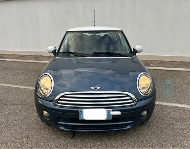 Usata Mini Cooper D 2010 Grigio Utilitaria