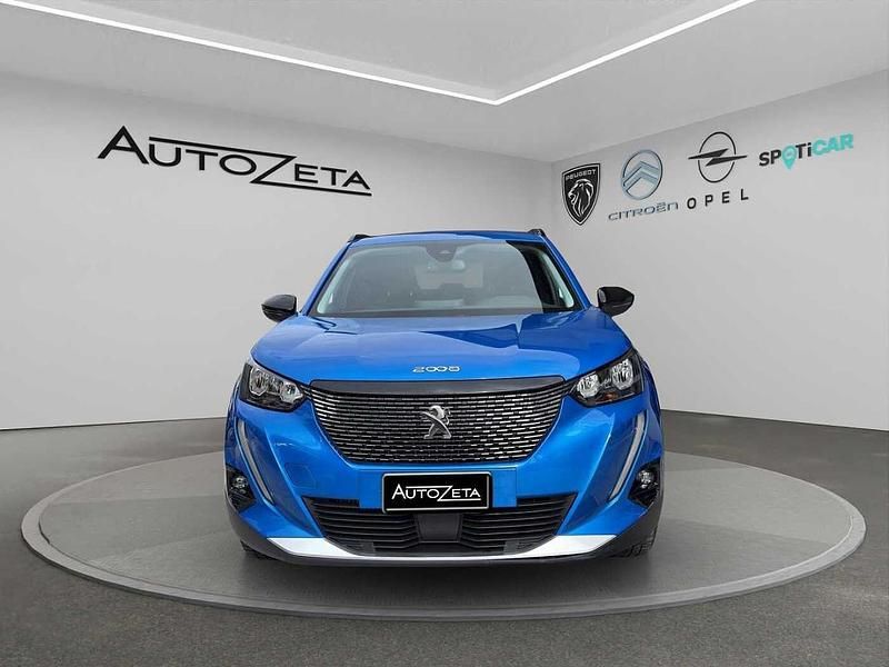 Usata Peugeot 2008 Allure 110 CV (80 kW) 2022 Blu/azzurro SUV