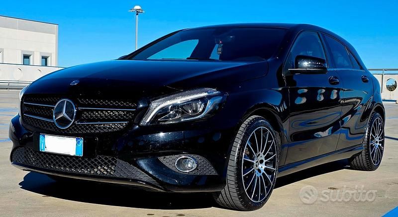 Usata Mercedes A180 110 CV (80 kW) 2013 Nero Utilitaria