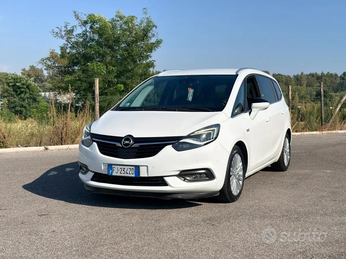 Usata Opel Zafira Innovation 131 CV (96 kW) 2017 Bianco Monovolume