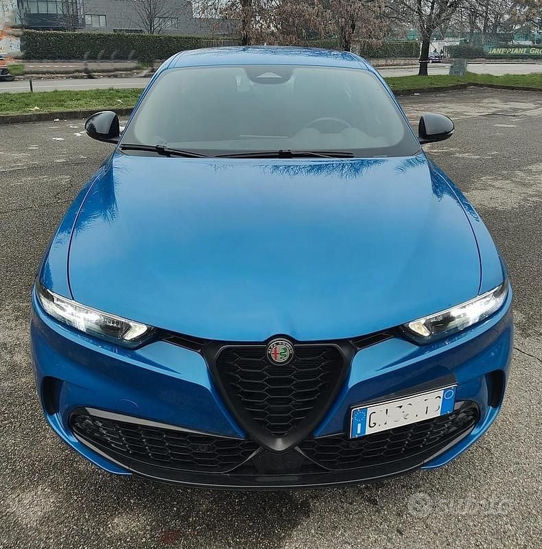 Usata Alfa Romeo Tonale Sprint 131 CV (96 kW) 2023 Blu SUV