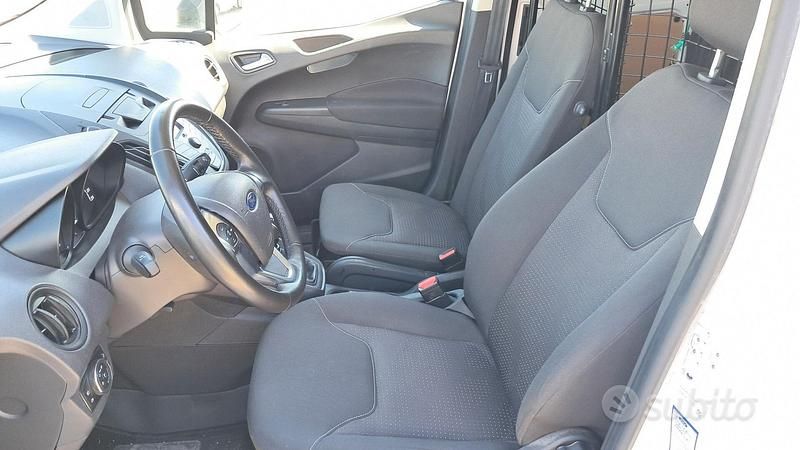 Usata Ford Transit Trend 101 CV (74 kW) 2022 Bianco Furgone