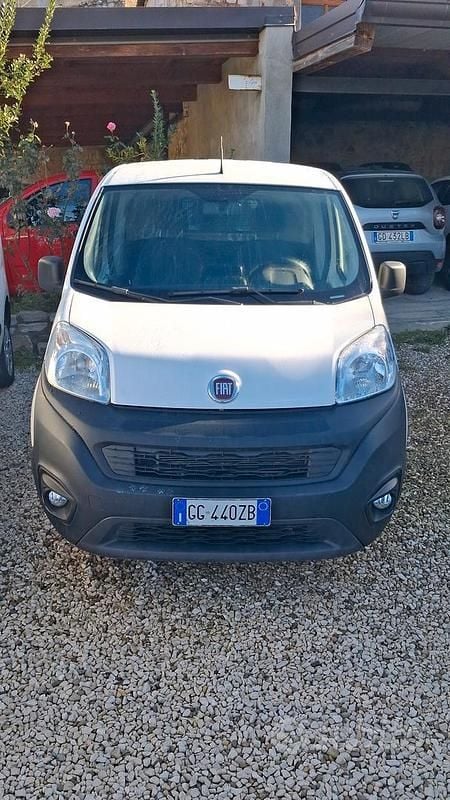 Usata Fiat Fiorino 80 CV (58 kW) 2021 Bianco Monovolume