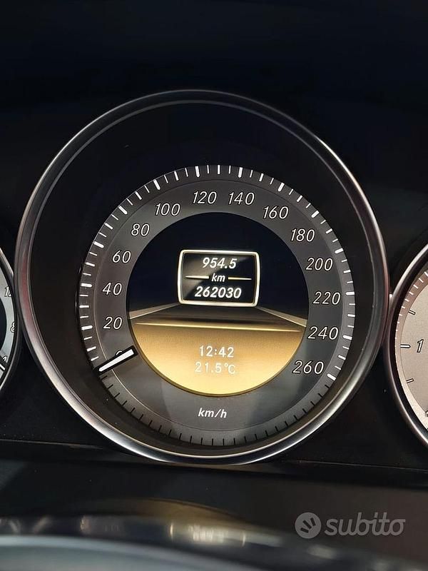 Usata Mercedes C220 170 CV (125 kW) 2012 Giallo Coupé