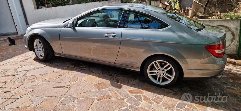 Usata Mercedes C220 170 CV (125 kW) 2014 Grigio Coupé