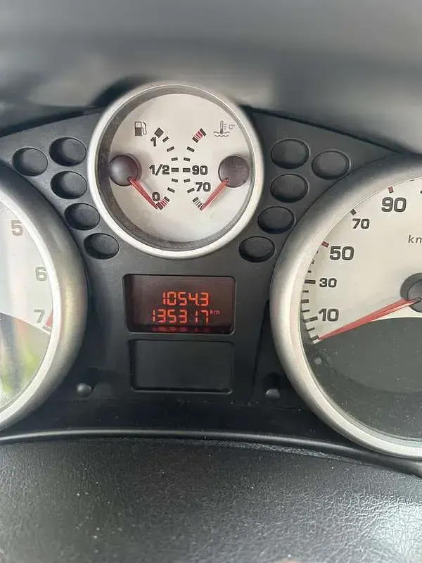 Usata Peugeot 207 73 CV (53 kW) 2009 Nero Berlina
