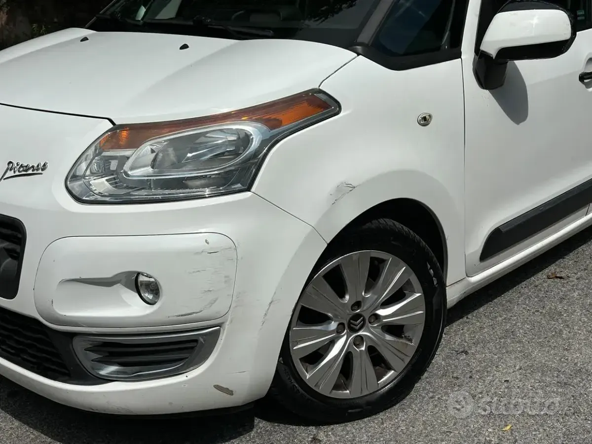 Usata Citroën C3 Picasso Exclusive 109 CV (80 kW) 2009 Bianco Monovolume