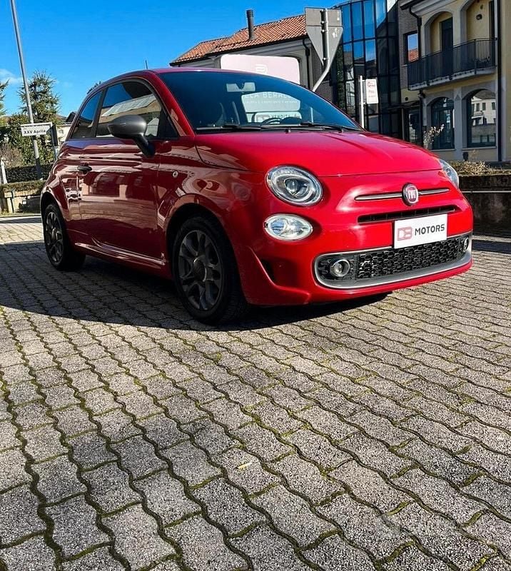 Usata Fiat 500 Collezione 95 CV (69 kW) 2018 Rosso Berlina