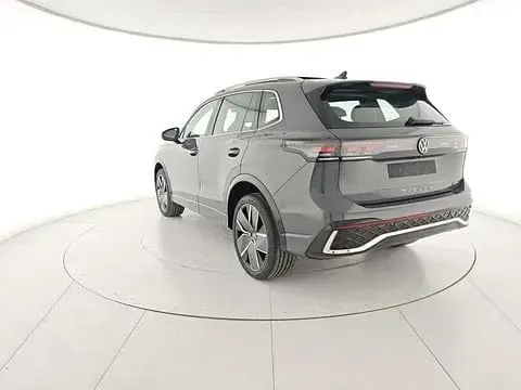 Nuova VW Tiguan R-line Plus 193 CV (141 kW) 2026 Nero SUV