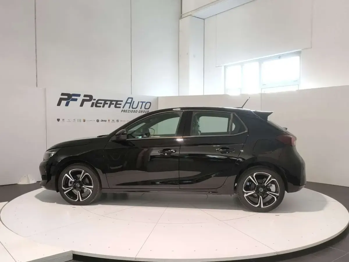 Nuova Opel Corsa 101 CV (74 kW) 2026 Karbon black Utilitaria