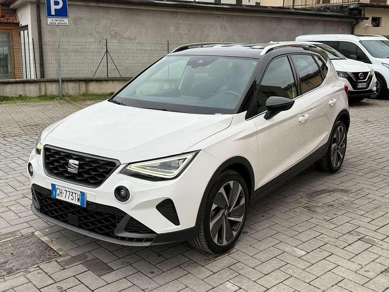 Bianco Usata 2022 Seat Arona FR SUV | 15.400 € (Buon prezzo) - Immagine 1/4