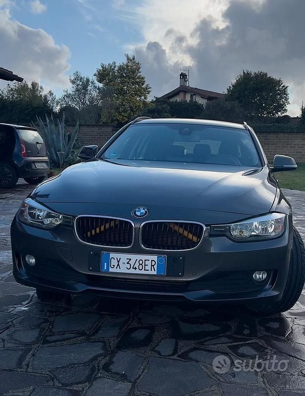 Usata BMW 318 Comfort Edition 143 CV (105 kW) 2013 Grigio Station wagon
